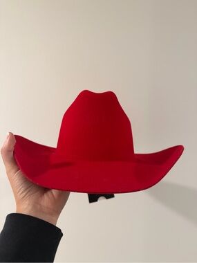 GIGI PIP Red Felt Western Hat - NWT